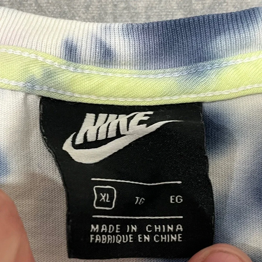 Nike Mens XL Tie Dye Graphic T-Shirt Blue Pink Yellow Just Do It Cartoon Swoosh